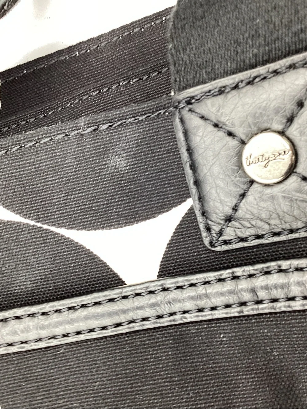Thirty-one Suite Success Tote in Black and White Polka Dot Pattern